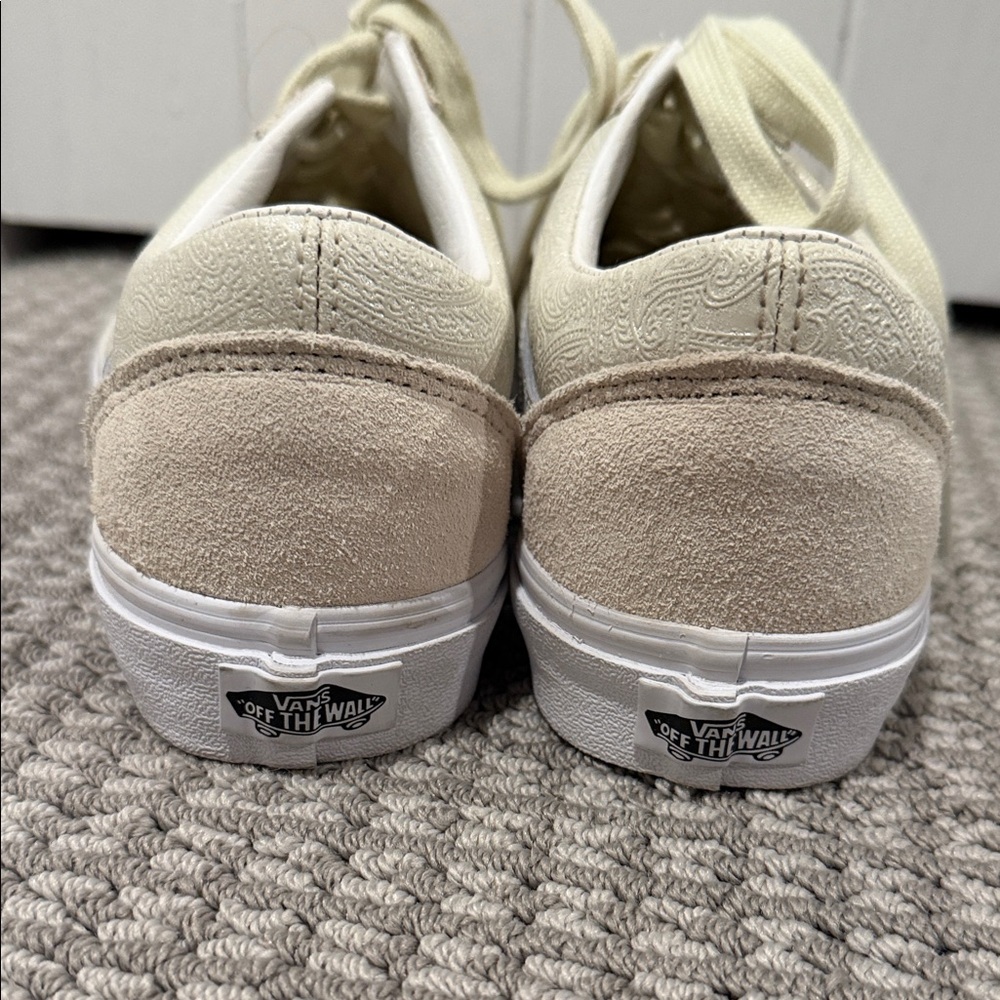 Vans Cream and White Casual Sneakers - Picture 5 of 6